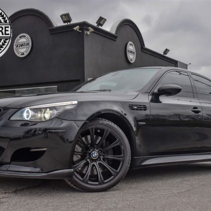 BMW, M5 - 2008 **ALL BLACK EVERYTHING**